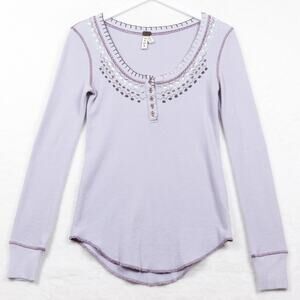 WE THE FREE Embroidered Thermal Henley Top Scoop Neck Prairie Boho Lavender Sz M